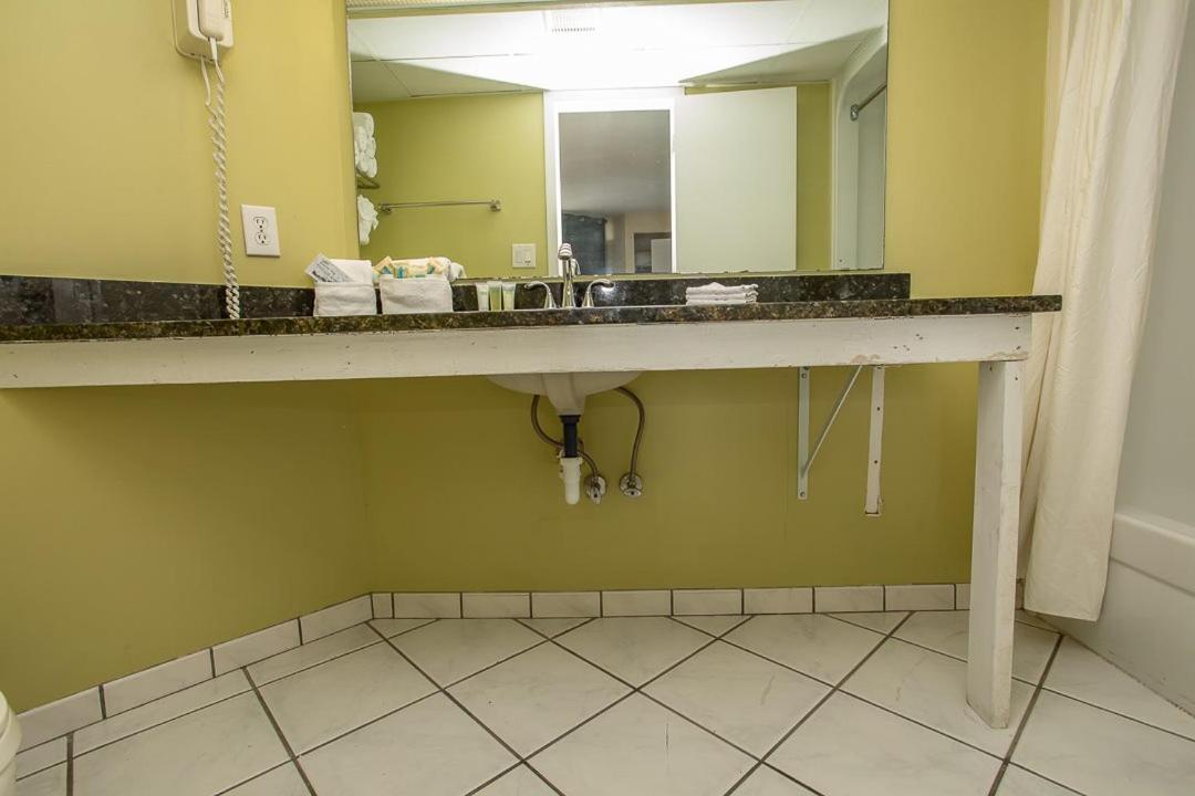 Oceanfront 2 Bedroom 3 Bathroom Unit 539-540 - Sleeps 10 Myrtle Beach Eksteriør bilde
